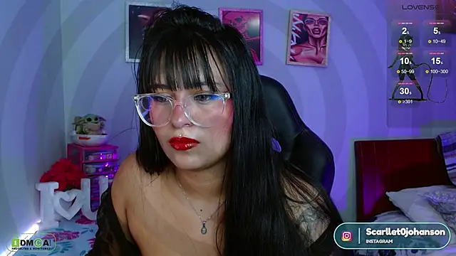 Snapshot of Miss_scarllet_ chatting on 01.15.25 Miss scarllet online show from 01.15.25