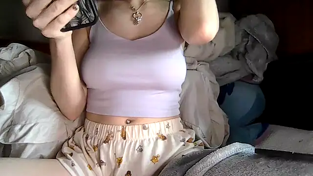 indie-rayne online show from 05.08.26