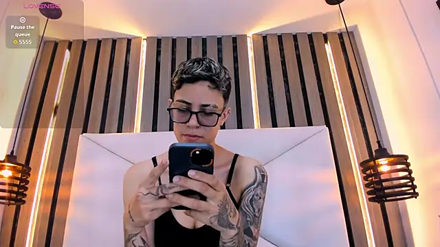 Cutie Shy  online show from 03.03.26