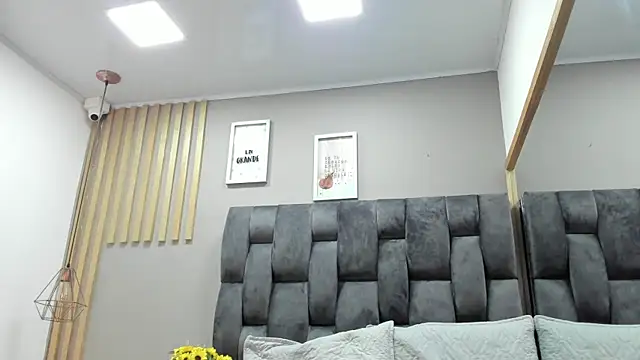 camila  herrera online show from 12.13.24