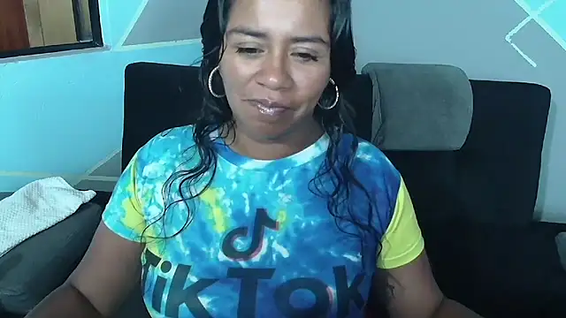 saggil23 online show from 09.26.25