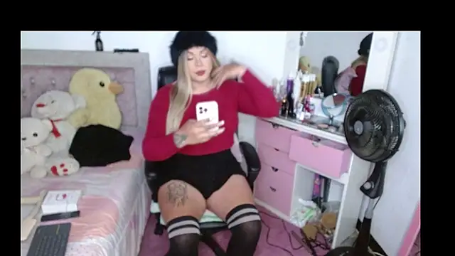 kim hot69  online show from 11.07.25