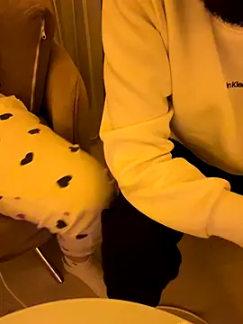 Snapshot of Soinanai chatting on 11.15.25 Soinanai online show from 11.15.25