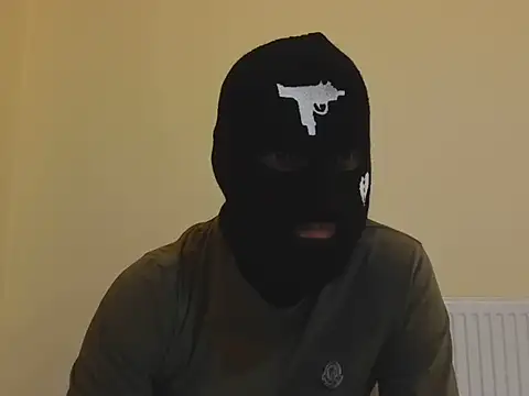 Snapshot of Soinanai chatting on 12.16.25 Soinanai online show from 12.16.25