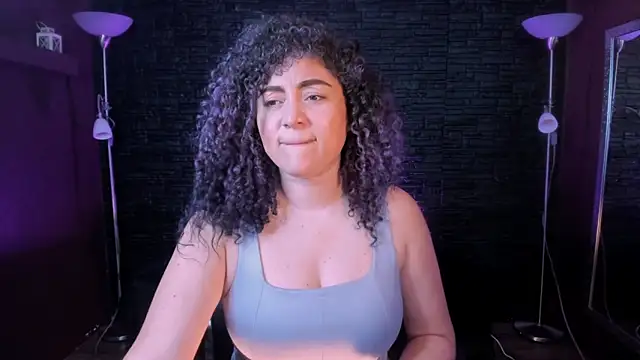 Snapshot of Kateryn_ chatting on 03.11.25 Kateryn online show from 03.11.25