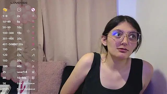 lessliee22  online show from 05.07.26