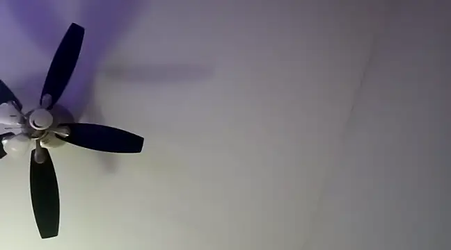 Snapshot of ChiRaqb8 chatting on 12.28.24 ChiRaqb8 online show from 12.28.24