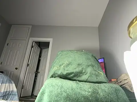 ChiRaqb8 online show from 03.27.26