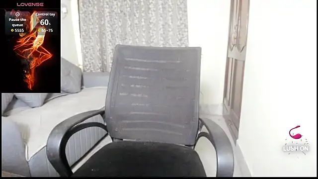 Snapshot of Rubika_sharma chatting on 10.02.25 Rubika sharma online show from 10.02.25