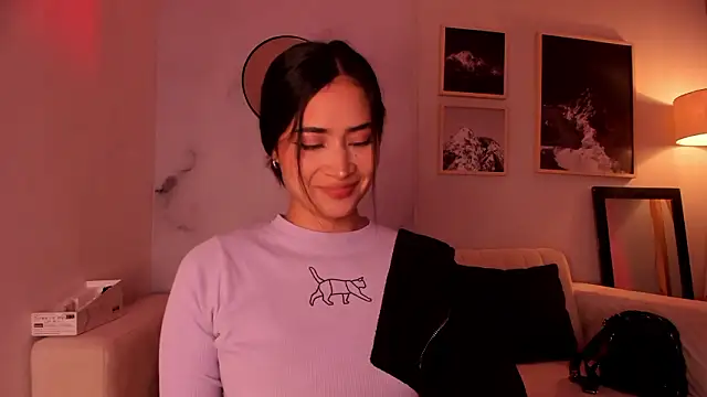 lara madisson online show from 02.17.26