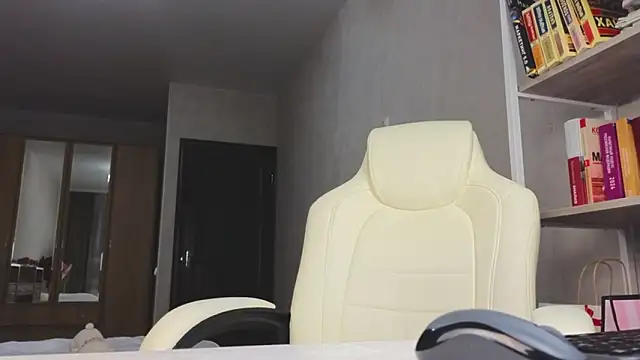 Marietta Castro online show from 03.10.26