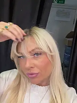 Arabellalee23 online show from 01.25.25