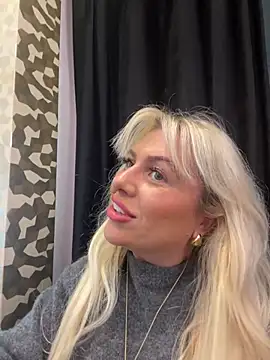 Arabellalee23 online show from 01.30.25