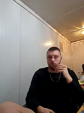 Snapshot of Franso13 chatting on 12.25.24 Franso13 online show from 12.25.24