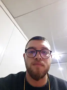 Snapshot of Franso13 chatting on 12.30.24 Franso13 online show from 12.30.24