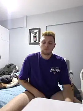 Snapshot of Franso13 chatting on 03.03.25 Franso13 online show from 03.03.25