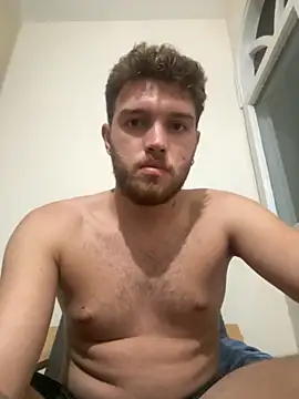 Snapshot of Franso13 chatting on 10.21.25 Franso13 online show from 10.21.25