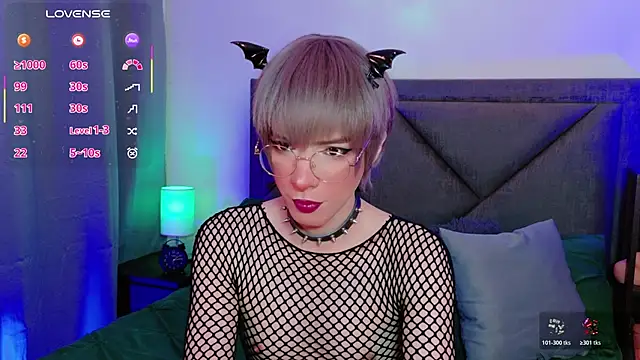 Snapshot of Sammy_Russell chatting on 06.12.26 Sammy Russell online show from 06.12.26