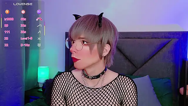 Snapshot of Sammy_Russell chatting on 06.23.26 Sammy Russell online show from 06.23.26