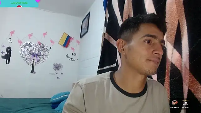 Snapshot of maria_and_angel chatting on 12.10.24 maria and angel online show from 12.10.24