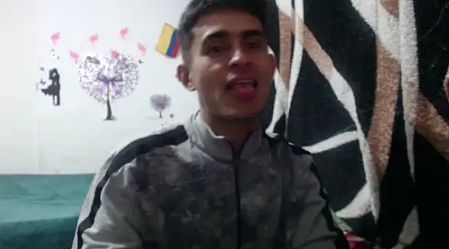 Snapshot of maria_and_angel chatting on 12.12.24 maria and angel online show from 12.12.24