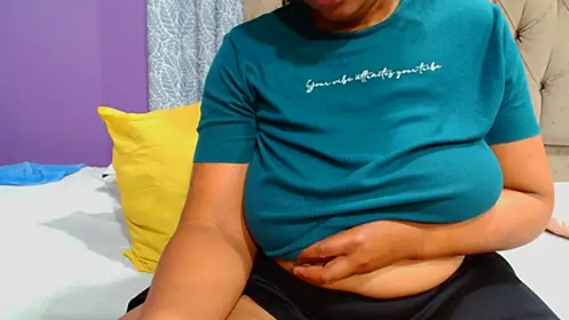 YELLOWBUSTYMELLONS online show from 02.21.26