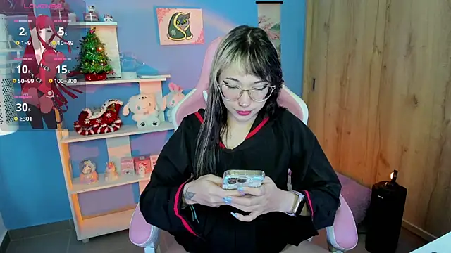 Artic love online show from 01.21.25