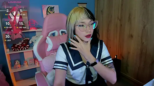 Artic love online show from 02.06.25