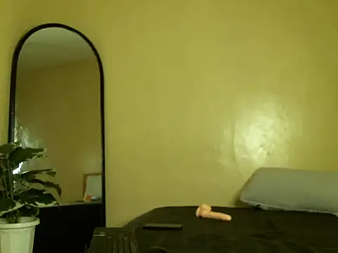 Sharmybabe online show from 10.31.25