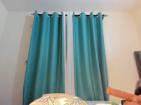 dolly booty online show from 10.22.25