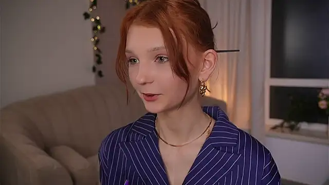 Snapshot of CindyGarrison chatting on 06.30.26 CindyGarrison online show from 06.30.26