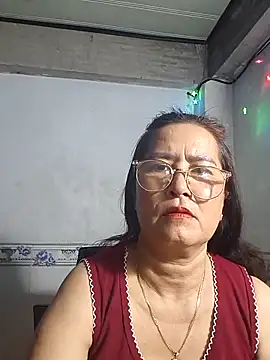 Snapshot of phnz chatting on 02.21.26 phnz online show from 02.21.26