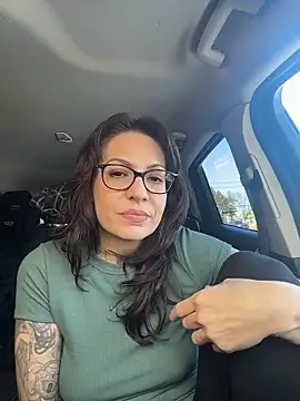 BeautifulMesss online show from 03.04.26