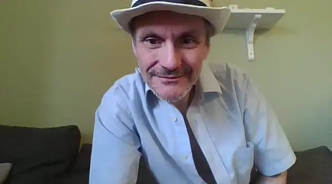 Snapshot of Zed0l1Mod chatting on 12.13.24 Zed0l1Mod online show from 12.13.24