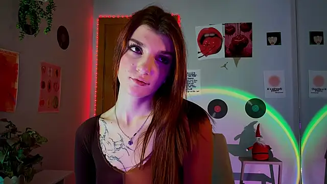 Snapshot of Bunny_ShyGirl chatting on 12.26.24 Bunny ShyGirl online show from 12.26.24