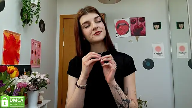 Snapshot of Bunny_ShyGirl chatting on 03.11.25 Bunny ShyGirl online show from 03.11.25