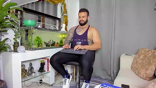 Johnnygrayson1 online show from 12.18.24