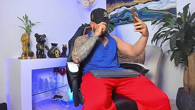 Snapshot of Johnnygrayson1 chatting on 02.19.26 Johnnygrayson1 online show from 02.19.26