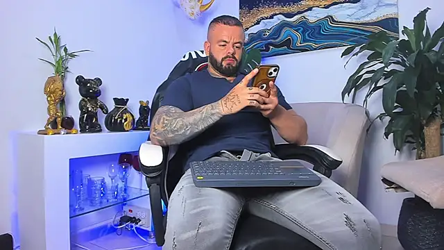 Snapshot of Johnnygrayson1 chatting on 02.20.26 Johnnygrayson1 online show from 02.20.26