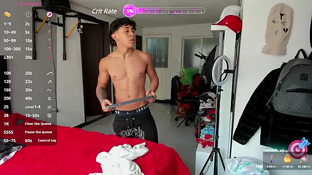 Snapshot of jokergc_2 chatting on 12.24.24 jokergc 2 online show from 12.24.24