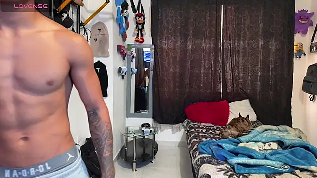 Snapshot of jokergc_2 chatting on 09.18.25 jokergc 2 online show from 09.18.25