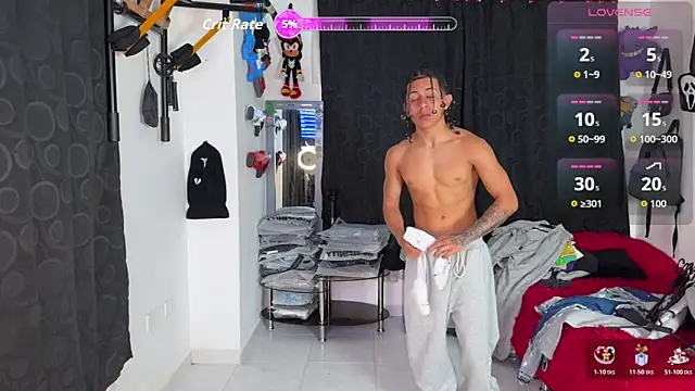 Snapshot of jokergc_2 chatting on 11.19.25 jokergc 2 online show from 11.19.25