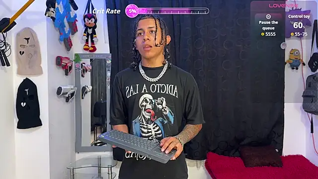 Snapshot of jokergc_2 chatting on 12.15.25 jokergc 2 online show from 12.15.25