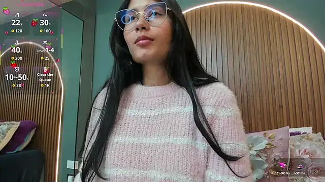 NayeCloud online show from 10.04.25