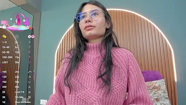 Snapshot of NayeCloud chatting on 02.05.26 NayeCloud online show from 02.05.26