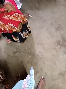 Snapshot of hairipussy2 chatting on 02.04.25 hairipussy2 online show from 02.04.25