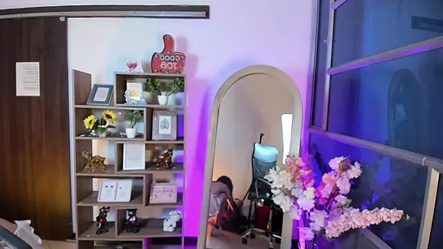 Jasmin Skinny online show from 09.24.25