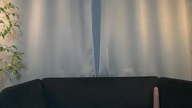 Snapshot of weshycouple chatting on 03.22.25 weshycouple online show from 03.22.25