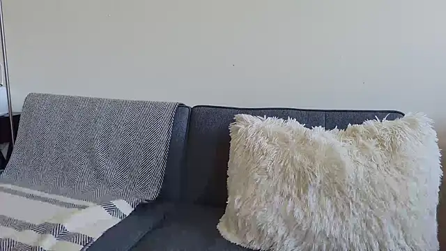 xLadyScarlettx online show from 05.08.26