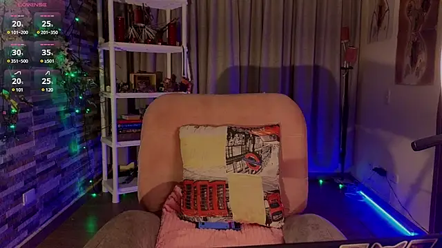 Snapshot of Hairyandsexysalma chatting on 02.11.25 Hairyandsexysalma online show from 02.11.25